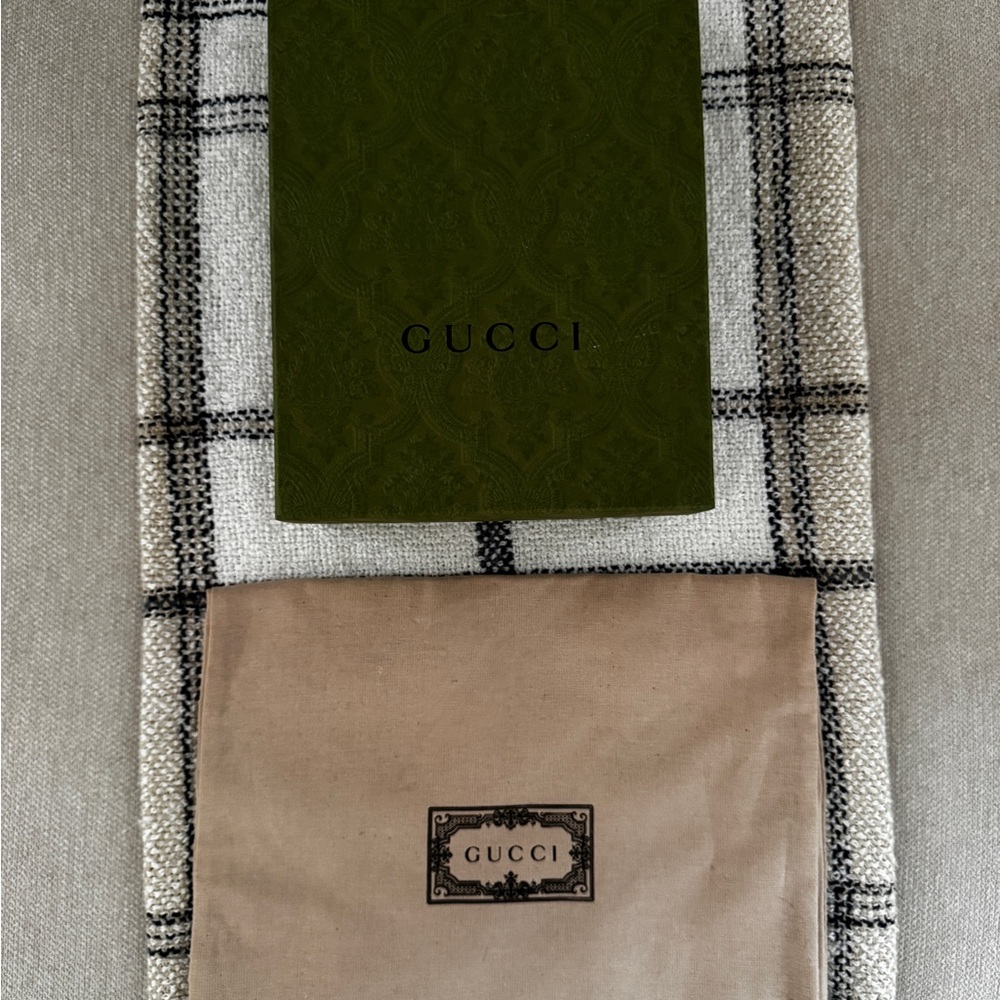 Gucci GG Marmont Small Shoulder Bag Black Leather w/ Box & Dust Bag - Picture 5 of 9